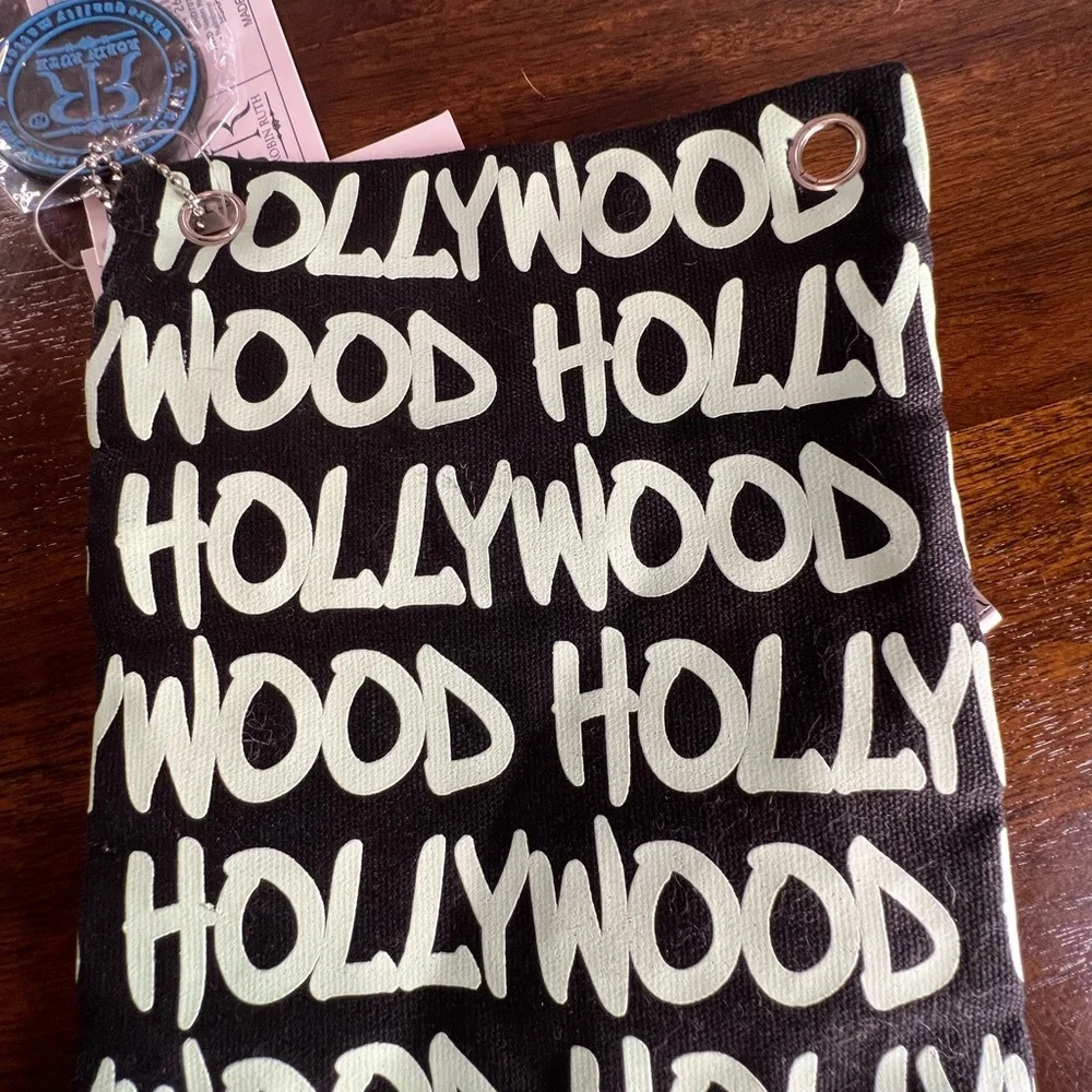 New Robin & Ruth Hollywood pencil case with 2 compartments for everything